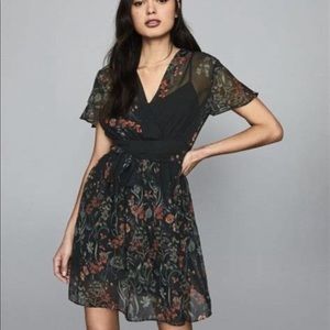 REISS SADIE FLORAL PRINTED MINI DRESS BLACK PRINT